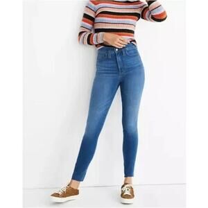 Madewell Petite 10 Inch High-Rise Roadtripper Jeans Raw Hem Women's Size 25 P